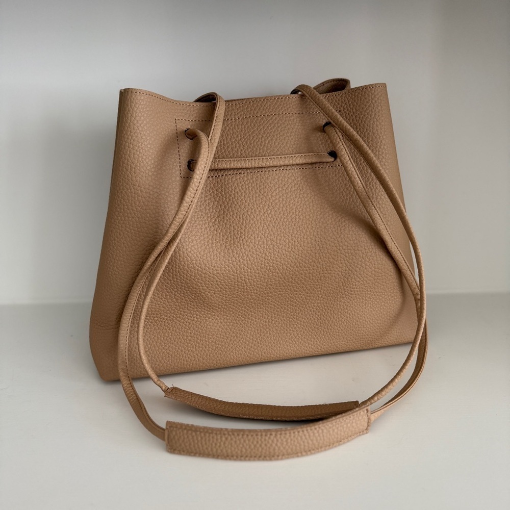 8 Other Reasons Tan Slouchy Vegan Leather Bag - Picture 3 of 9